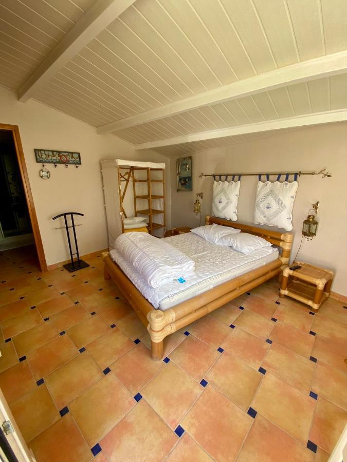 Chambre d'hôtes La Belgerie Saint-Michel-en-l'Herm Extérieur photo